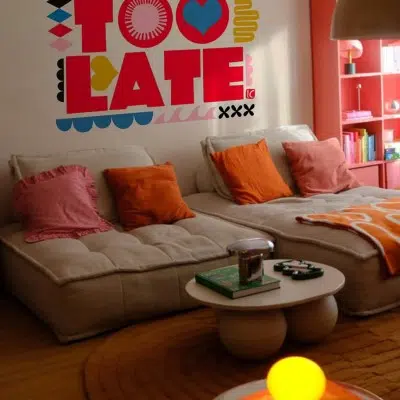 Papier peint – It’s Not Too Late ! – 2 tailles standards – disponible sur mesure panoramique Lou Garu Papier peint – It’s Not Too Late ! – 2 tailles standards – disponible sur mesure panoramique Lou Garu